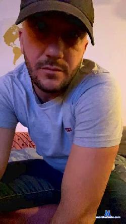 Matt0122 cam4 live cam performer profile