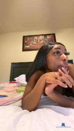EiyanaAmor cam4 live cam performer profile