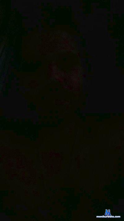 latinobrazi1 cam4 straight performer from Federative Republic of Brazil  