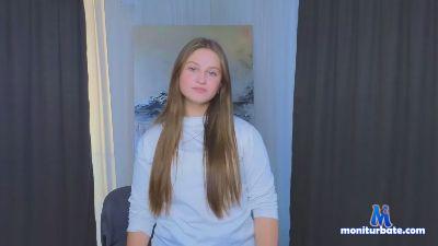 FloraHames cam4 bisexual performer from French Republic  