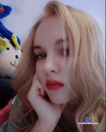 DarlineCroke cam4 livecam show performer room profile