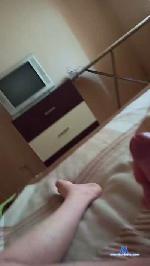flo19862 cam4 livecam show performer room profile