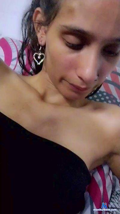 eilenth cam4 straight performer from Republic of Colombia amateur bdsm pornstar feet 