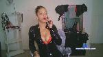 QueenTricks cam4 livecam show performer room profile