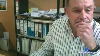 Luis18444 cam4 straight performer from Portuguese Republic C2C masturbation amateur 