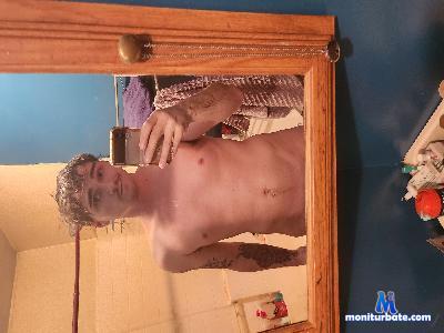 Countryboy2024 cam4 bisexual performer from United States of America  