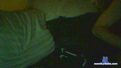 cricri2323 cam4 bisexual performer from Canada  