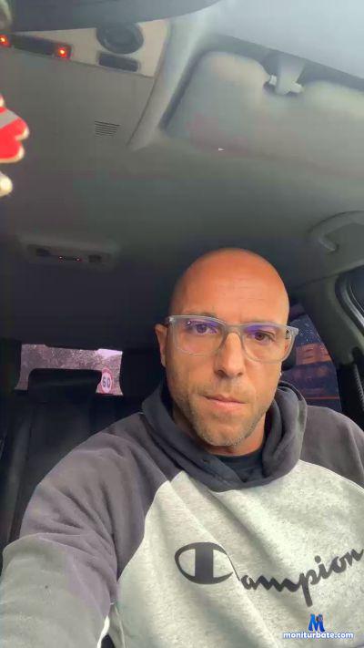 Daddyfitnes cam4 straight performer from Republic of Italy piedi amateur orgasmo pornostar dilettante 