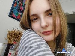 DorettaCoombs cam4 live cam performer profile