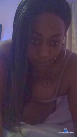 LylahLove cam4 live cam performer profile