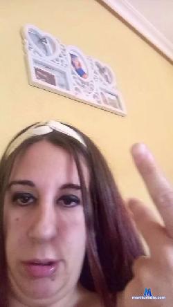 Mooreeenaa cam4 live cam performer profile