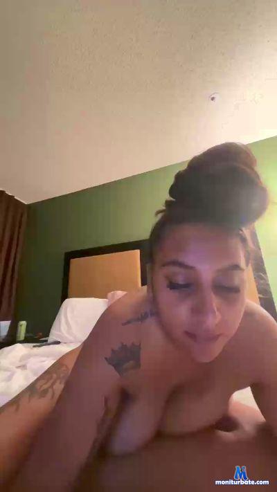 MAMACOCCOBBB cam4 bicurious performer from United States of America bdsm amateur lesbian clit brown 