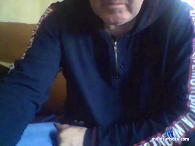 tusecreto50 cam4 bicurious performer from Kingdom of Spain  