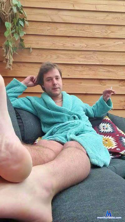 chefke1 cam4 unknown performer from Kingdom of the Netherlands analtoys anal C2C bdsm 