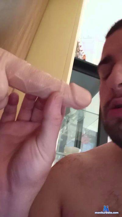 Ade_97 cam4 gay performer from Republic of Italy  