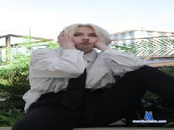 Peak_happiness cam4 live cam performer profile