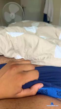 B00biez cam4 live cam performer profile