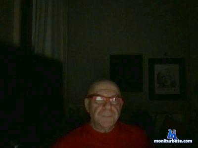 maurone45 cam4 gay performer from Republic of Italy  
