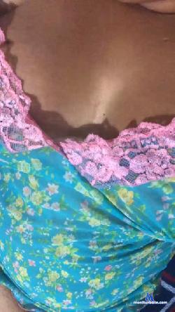 Shegomes cam4 live cam performer profile