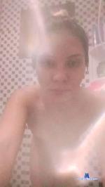 TrizHara cam4 livecam show performer room profile