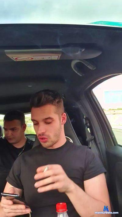 capitansalami2 cam4 bicurious performer from Kingdom of Spain  