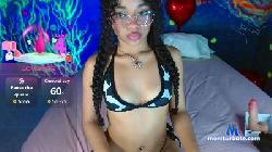 jucie_petite cam4 live cam performer profile