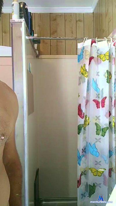 foxx132 cam4 straight performer from New Zealand  