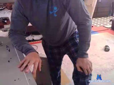 hotboi555 cam4 bisexual performer from United States of America  