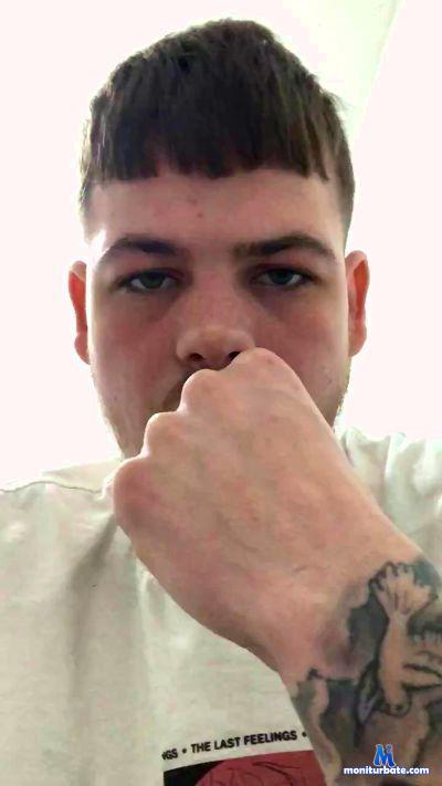 CDB1998 cam4 straight performer from United Kingdom of Great Britain & Northern Ireland  