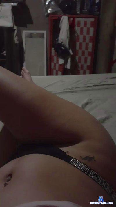 aprill__ cam4 bisexual performer from Argentine Republic  