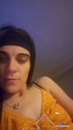 Mindi96escobar cam4 live cam performer profile