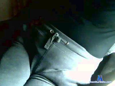 inthelunchbox cam4 bisexual performer from United States of America  