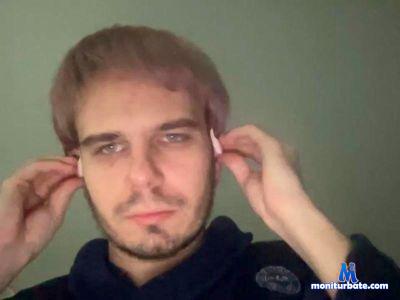 dannyboy2009 cam4 bisexual performer from Grand Duchy of Luxembourg livetouch 