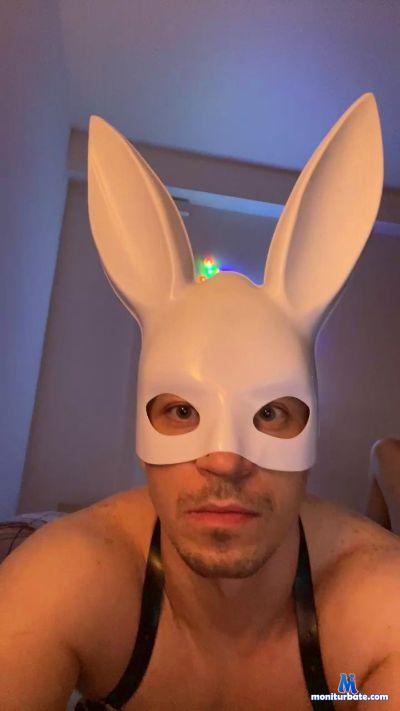 2_rabbits cam4 gay performer from Russian Federation  