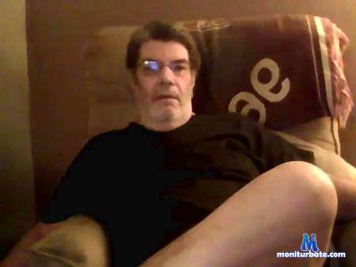 luvs2licku cam4 straight performer from United States of America  