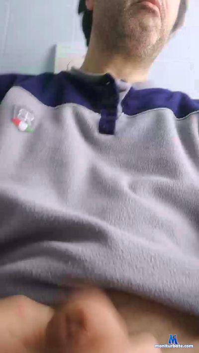 maxi7hot cam4 bicurious performer from Republic of Italy  