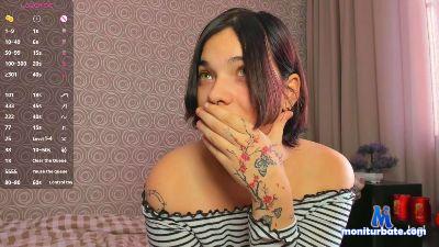 JettaFrost cam4 bicurious performer from United States of America cute ass masturbation C2C striptease spanking 