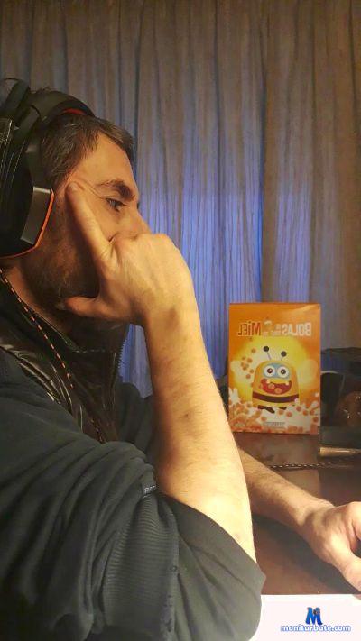 gerard149 cam4 bicurious performer from Republic of Peru  