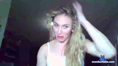 Belladancerxxx cam4 bisexual performer from Kingdom of the Netherlands erotishdance unforgettably pooldance sexydance 