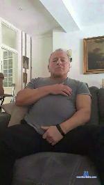 devotewiese cam4 livecam show performer room profile