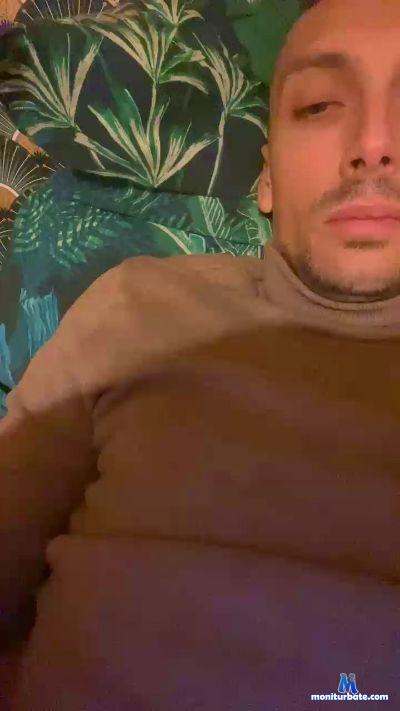A199999 cam4 straight performer from French Republic amateur 