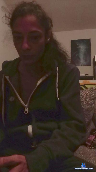 Just3Moah cam4 straight performer from French Republic amateur striptease 