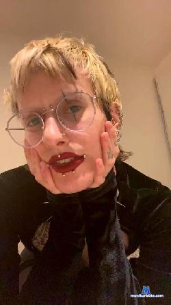 Princesx111 cam4 live cam performer profile