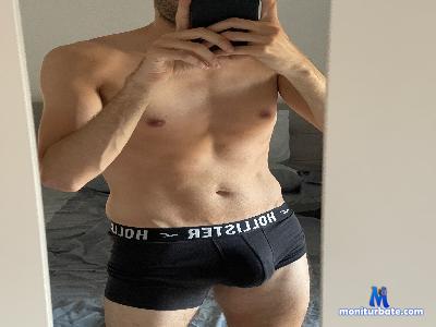 euro_virgil25 cam4 straight performer from Republic of Italy amateur cum feet ass bigcock italian 