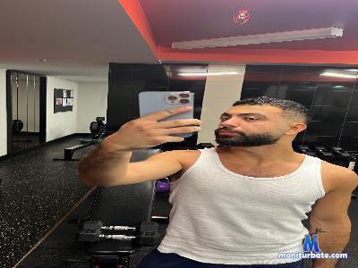 hungandtight21 cam4 gay performer from Canada cute middleeastern young hairy feet ass 