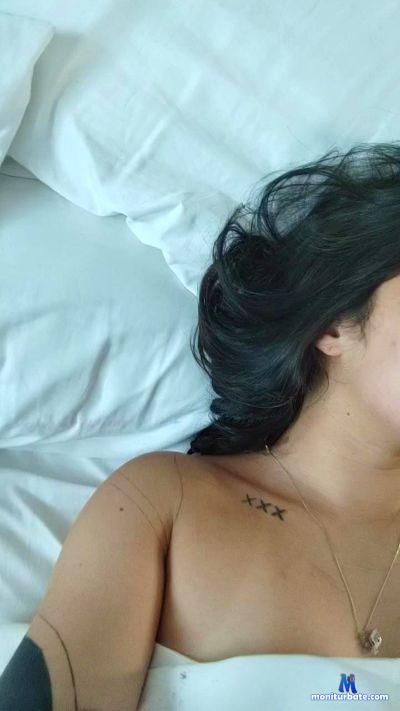 Galaxxxiaa cam4 bisexual performer from United States of America  