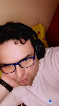 PERCARLOU cam4 live cam performer profile