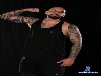 SebaxttianCock cam4 bisexual performer from Republic of Colombia C2C armpits milk masturbation cum feet 