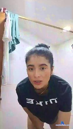 clary8 cam4 live cam performer profile