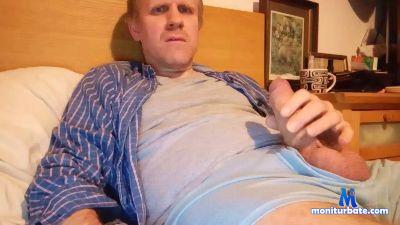 jake_england cam4 bisexual performer from United Kingdom of Great Britain & Northern Ireland  